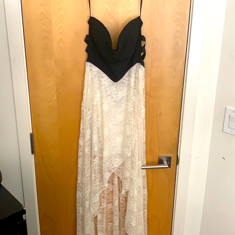 White lace dress